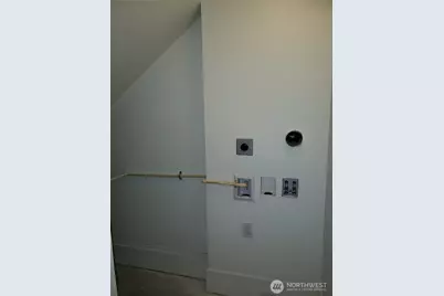8706 S 42nd Avenue, Seattle, WA 98118 - Photo 14