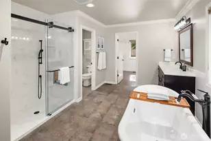 16290 SE 48th Dr, Bellevue, WA 98006 - Photo 26