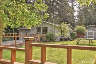 6311 Pineridge Ln, Clinton, WA 98236 - Photo 1