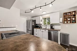 170 E Barnsby Pl, Shelton, WA 98584 - Photo 6