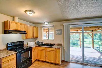 930 N Laventure Road, Mount Vernon, WA 98273 - Photo 8