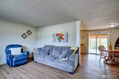 930 N Laventure Road, Mount Vernon, WA 98273 - Photo 6