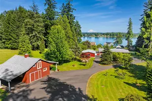 8006 Urquhart St NW, Olympia, WA 98502 - Photo 2