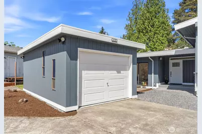 8613 4th Place SE, Everett, WA 98208 - Photo 4