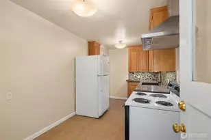 3207 NW 64th St, Seattle, WA 98107 - Photo 8