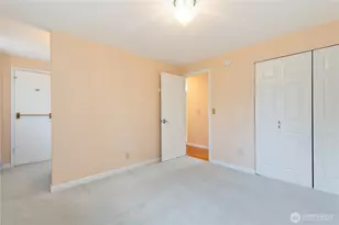 12236 SE 219th Pl, Kent, WA 98031 - Photo 14