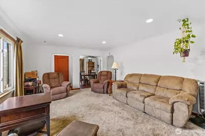 328 Garden Avenue N, Renton, WA 98057 - Photo 10
