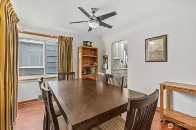328 Garden Avenue N, Renton, WA 98057 - Photo 16