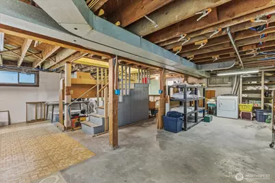 328 Garden Avenue N, Renton, WA 98057 - Photo 24