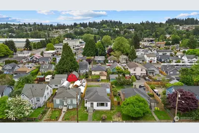 328 Garden Avenue N, Renton, WA 98057 - Photo 4