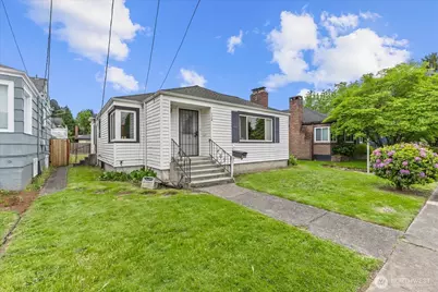 328 Garden Avenue N, Renton, WA 98057 - Photo 2