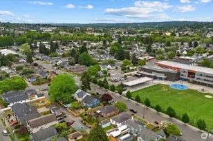 328 Garden Ave N, Renton, WA 98057 - Photo 30