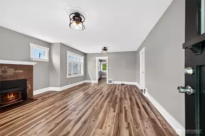 3026 Porter Street, Enumclaw, WA 98022 - Photo 4