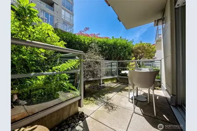 2929 1st Avenue #207, Seattle, WA 98121 - Photo 14