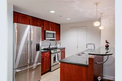 2929 1st Avenue #207, Seattle, WA 98121 - Photo 4