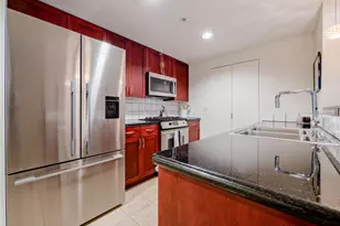 2929 1st Ave, Seattle, WA 98121 - Photo 6