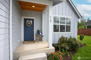 310 Daybreak Ln, Nooksack, WA 98276 - Photo 2