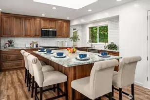21509 SE 23rd St, Sammamish, WA 98075 - Photo 4