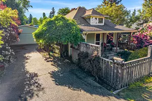 1517 Fairview St, Bellingham, WA 98229 - Photo 2