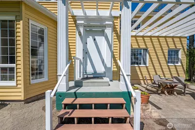 2750 Torpedo Road, Oak Harbor, WA 98277 - Photo 4