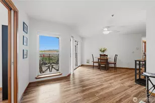 4020 Aurora Ave N, Seattle, WA 98103 - Photo 10