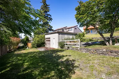 909 Queen Street, Bellingham, WA 98229 - Photo 36