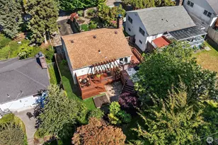 4007 49th Ave SW, Seattle, WA 98116 - Photo 32