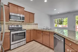 2106 E 45th Ct, Tacoma, WA 98404 - Photo 6
