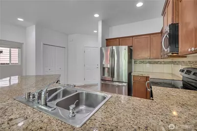 2106 E 45th Court, Tacoma, WA 98404 - Photo 8