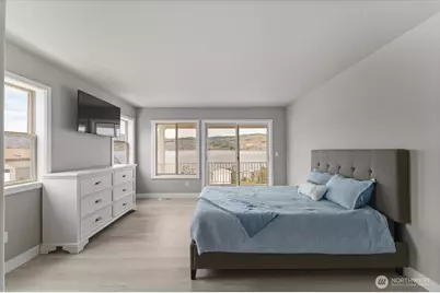 1496 S Lakeshore Road, Chelan, WA 98816 - Photo 14