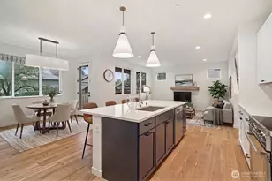 12332 38th Ave NE, Seattle, WA 98125 - Photo 10
