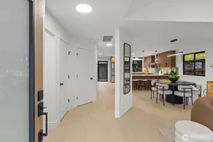 12562 17th Ave NE, Seattle, WA 98125 - Photo 4