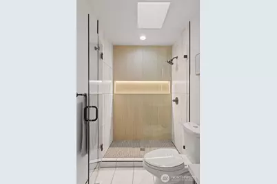 12562 17th Avenue NE, Seattle, WA 98125 - Photo 18