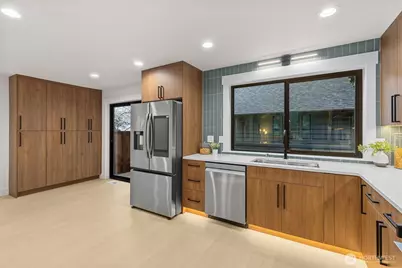 12562 17th Avenue NE, Seattle, WA 98125 - Photo 14