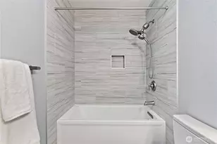 17014 NE 80th St, Redmond, WA 98052 - Photo 20