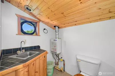 1611 Jas Airport Lane, Anacortes, WA 98221 - Photo 24