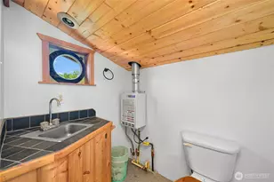 1611 Jas Airport Ln, Anacortes, WA 98221 - Photo 24
