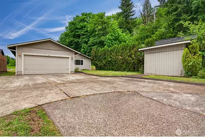 354 Carroll Road, Kelso, WA 98626 - Photo 2
