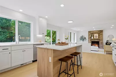 1527 233rd Place NE, Sammamish, WA 98074 - Photo 8