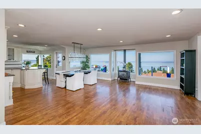 5037 33rd Avenue W, Everett, WA 98203 - Photo 10