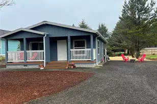 190 Clover St NW, Ocean Shores, WA 98569 - Photo 1
