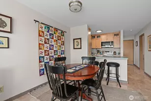 2920 Alki Ave SW, Seattle, WA 98116 - Photo 8