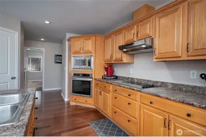 23086 Buchanan Street, Mount Vernon, WA 98273 - Photo 14