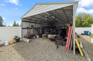 23828 SE 471st St, Enumclaw, WA 98022 - Photo 34