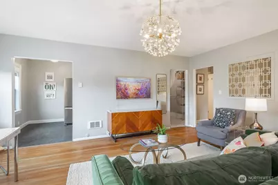 1136 13th Ave #305, Seattle, WA 98122 - Photo 8