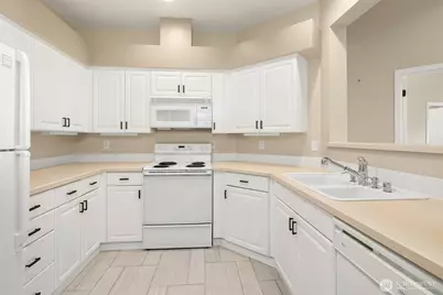 23908 Bothell Everett Highway #A304, Bothell, WA 98021 - Photo 4