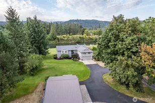 3004 Blue Heron Dr, Woodland, WA 98674 - Photo 1