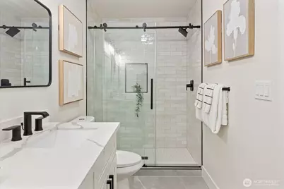 1035 156th Avenue NE #33T, Bellevue, WA 98007 - Photo 14