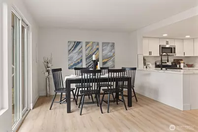 1035 156th Avenue NE #33T, Bellevue, WA 98007 - Photo 6