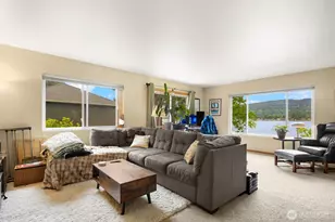 3027 E Lake Sammamish Pkwy SE, Sammamish, WA 98075 - Photo 6